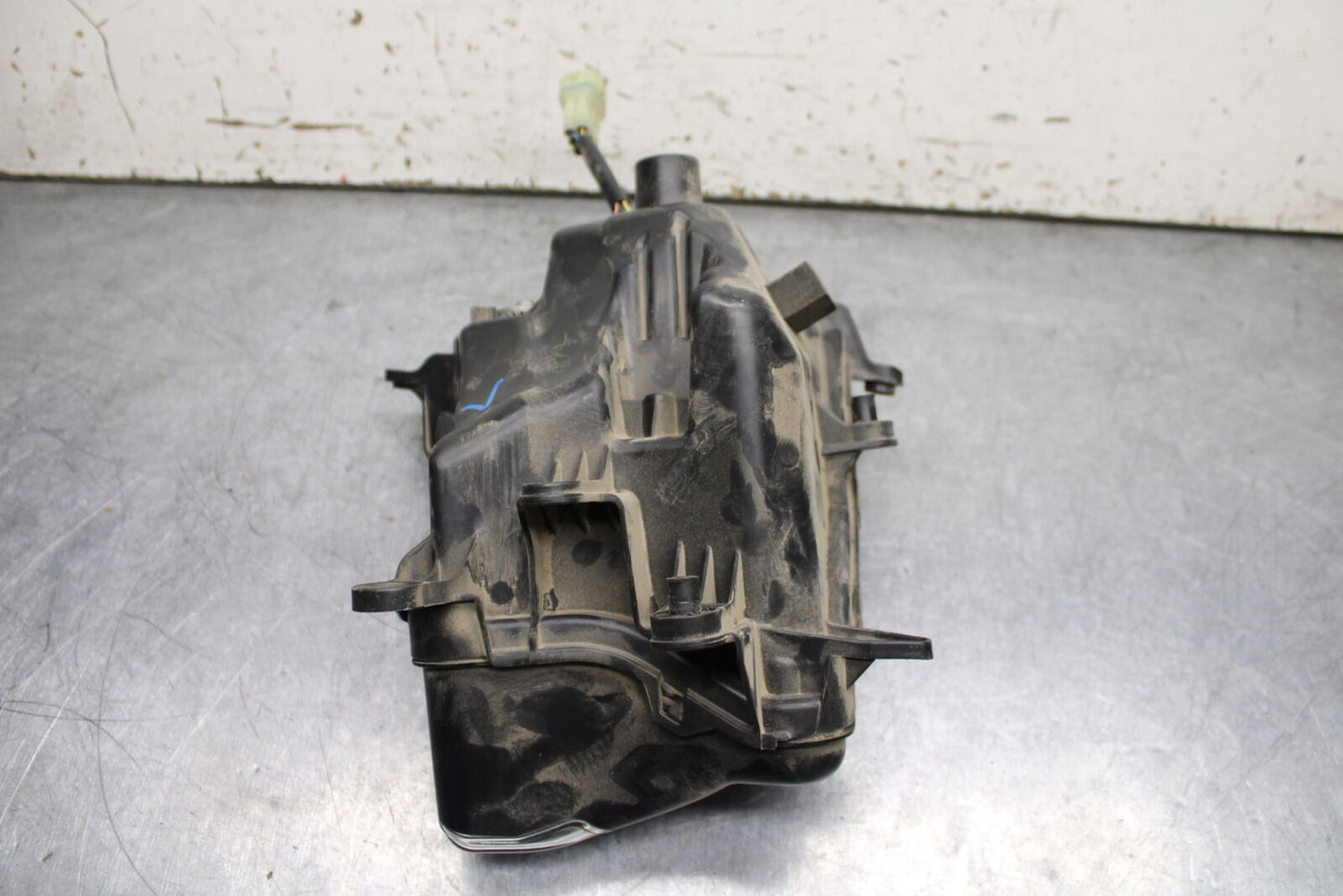 19-24 YAMAHA R3 FRONT LEFT HEADLIGHT HEAD LIGHT LAMP BB736