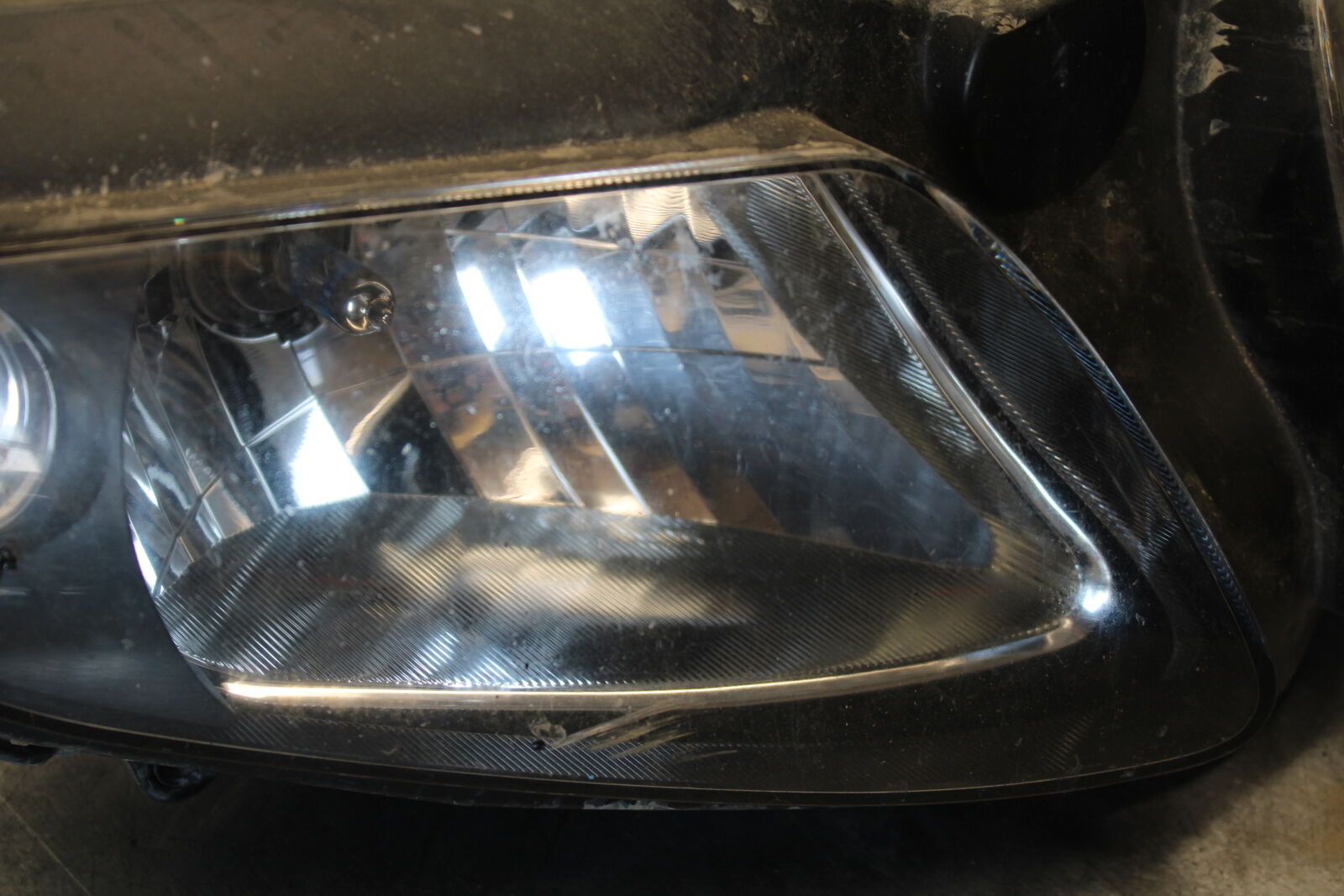 03-07 SUZUKI SV1000S FRONT HEADLIGHT HEAD LIGHT LAMP BB657