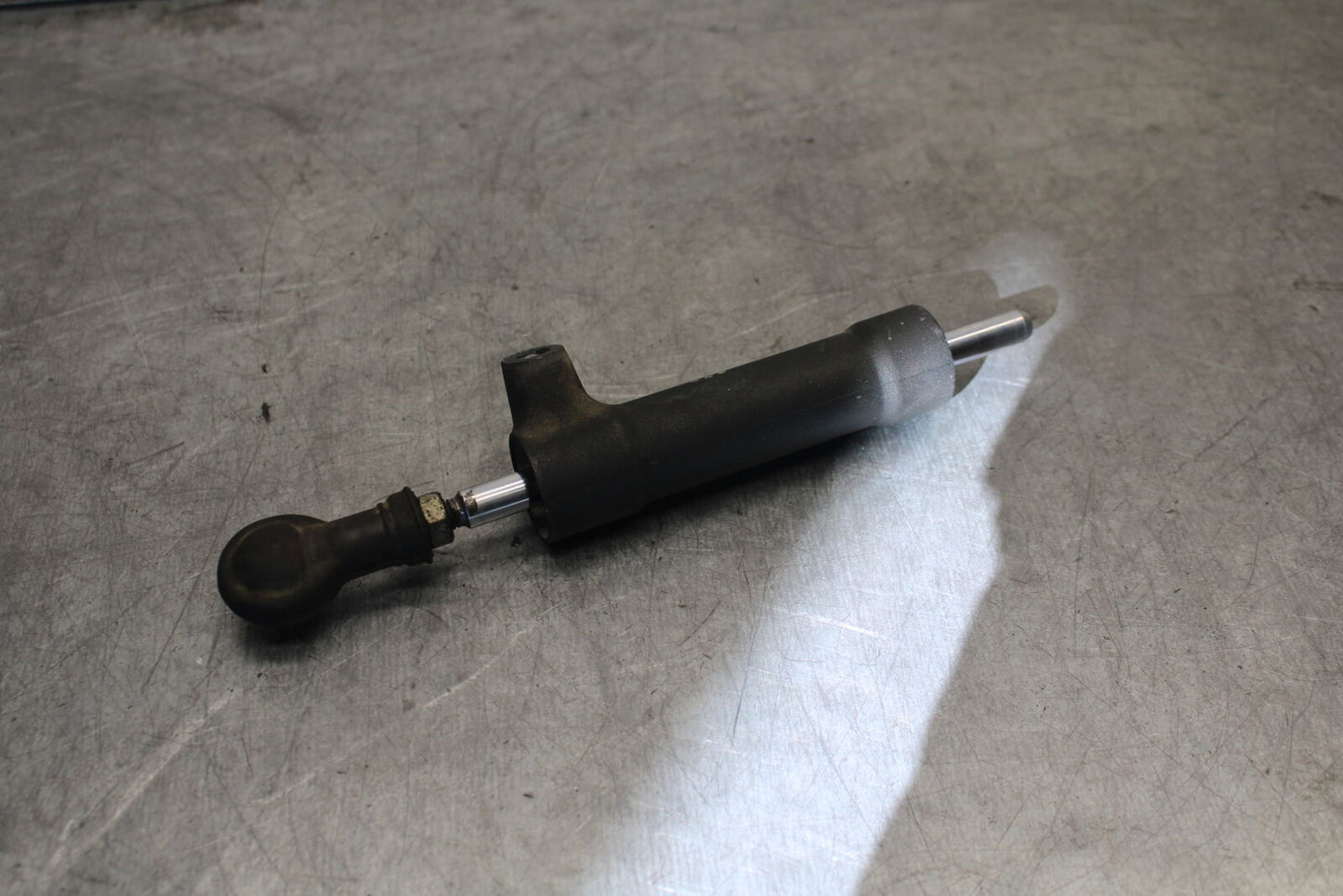 07-08 TRIUMPH DAYTONA 675 STEERING DAMPER STABILIZER BB685