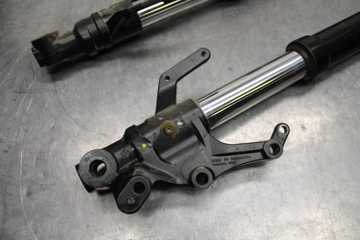 19-24 YAMAHA R3 FRONT FORKS SHOCK SUSPENSION SET PAIR BB736