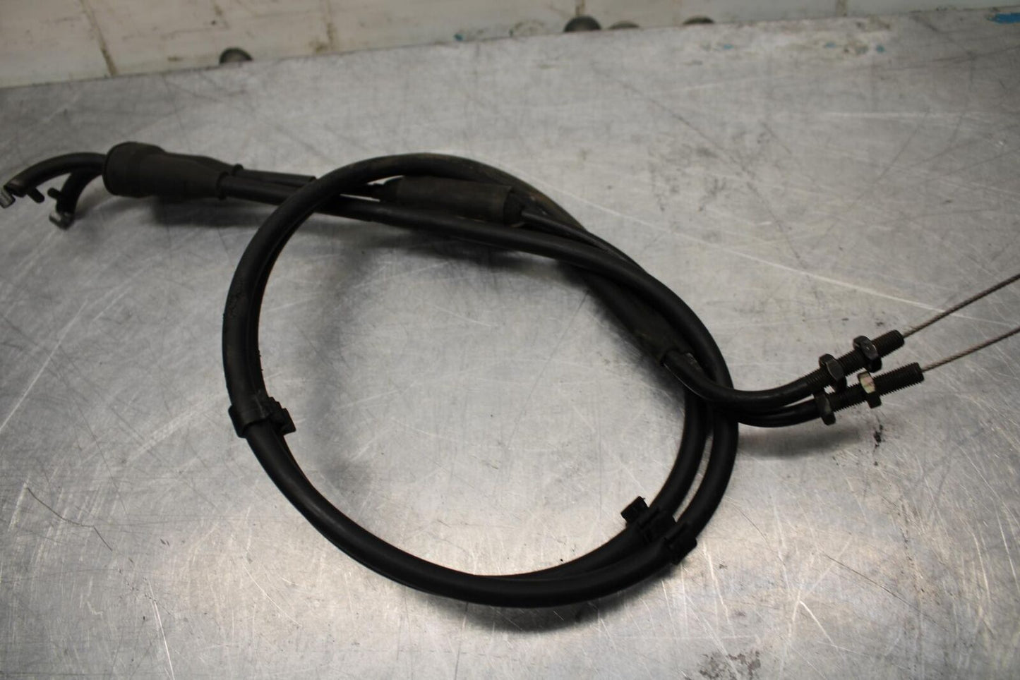 06-07 TRIUMPH DAYTONA 675 DAYTONA 675 THROTTLE CABLES LINES BB441