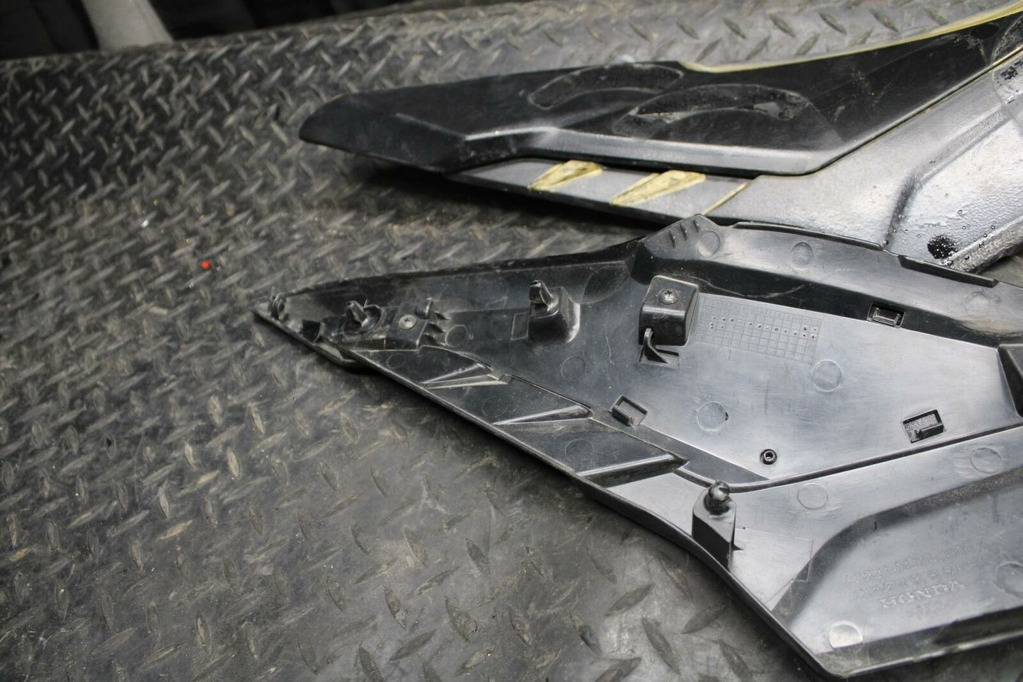 16-18 HONDA CBR500R RIGHT LEFT FRONT SIDE SEAT PANELS TRIMS COWLS FAIRINGS BB231