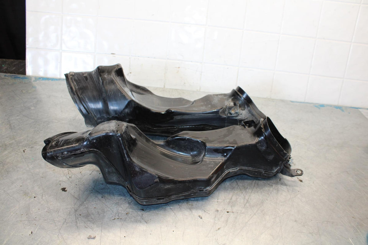 09-16 SUZUKI GSXR1000 RIGHT LEFT AIR INTAKE DUCTS BB439