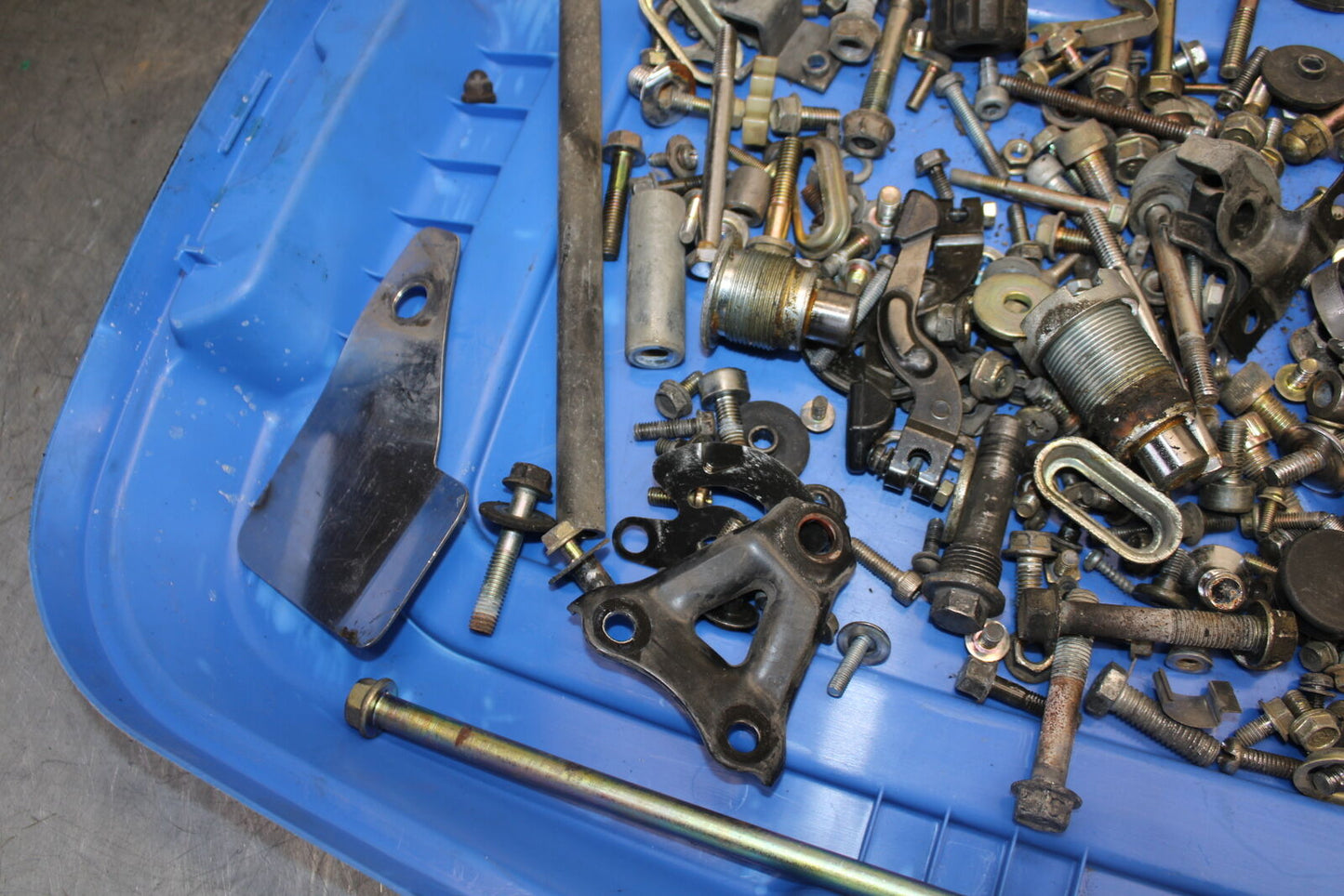 93-00 HONDA GOLDWING 1500 GL1500SE MOUNTING BOLTS HARDWARE MOTOR SCREWS BB700