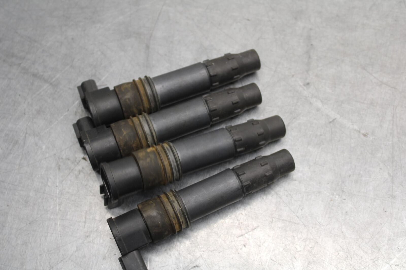 01-03 SUZUKI GSXR600 IGNITION COILS COIL SPARK PLUG CAPS 33410-35F00 BB639