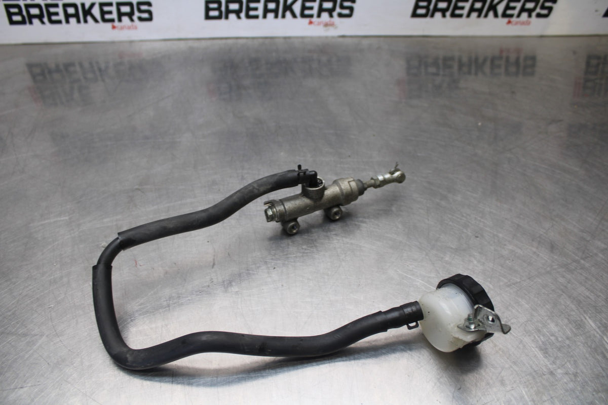 09 KAWASAKI CONCOURS 14 ZG1400B REAR BACK BRAKE MASTER CYLINDER RESERVOIR BB875