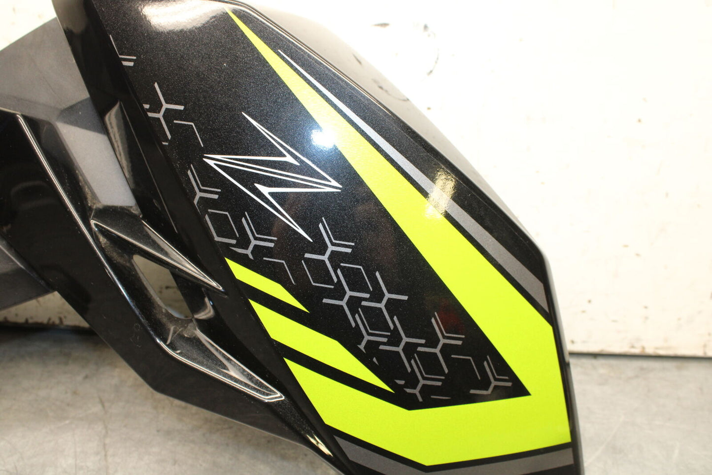 19-22 KAWASAKI Z400 RIGHT LOWER MID UPPER SIDE FAIRING COWL BB738