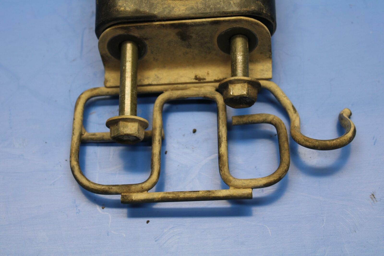 03-06 SUZUKI QUADSPORT Z400 STEERING COLUMN STAY BRACKET BB256