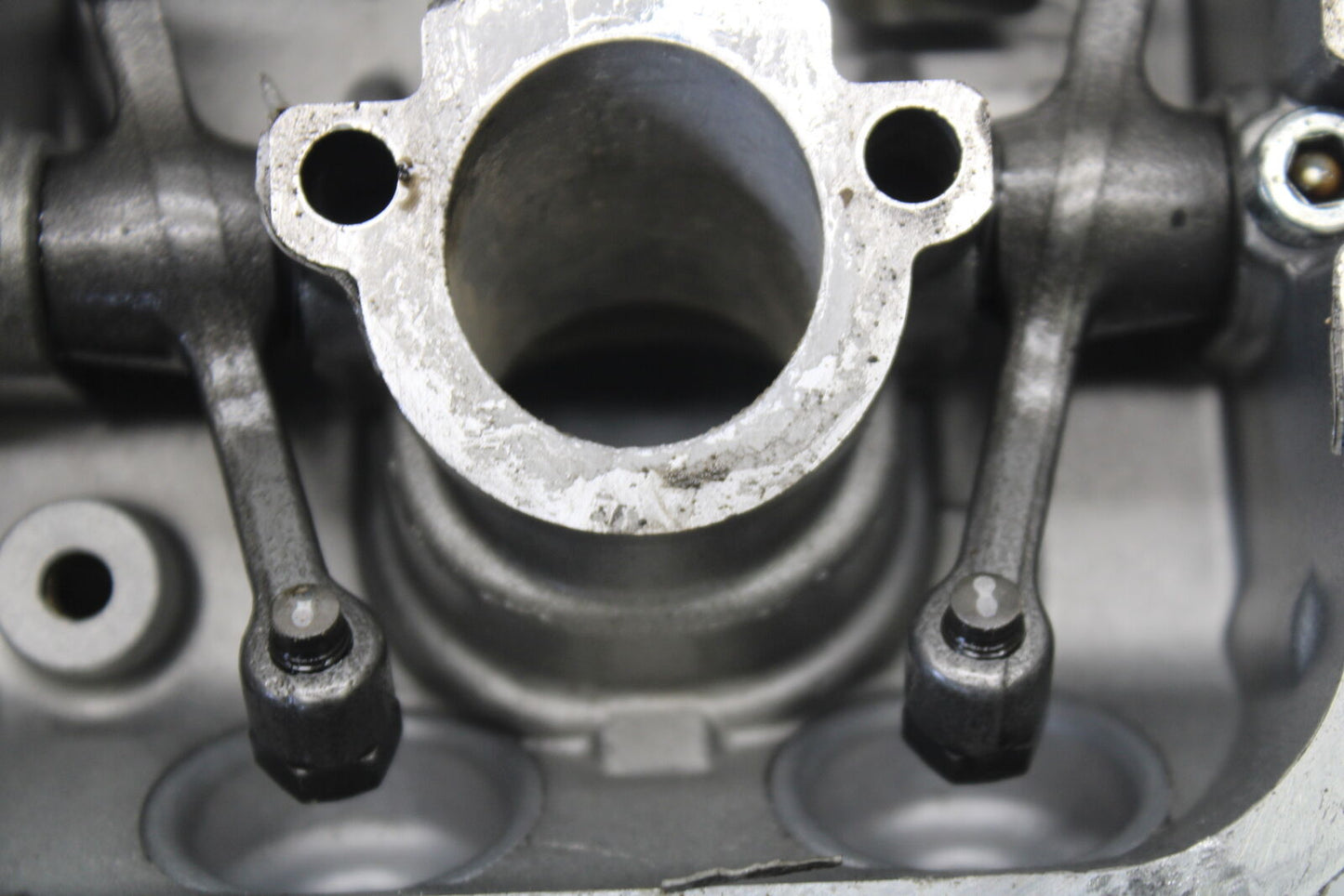 01-05 YAMAHA RAPTOR 660R ENGINE TOP END CYLINDER HEAD BB695