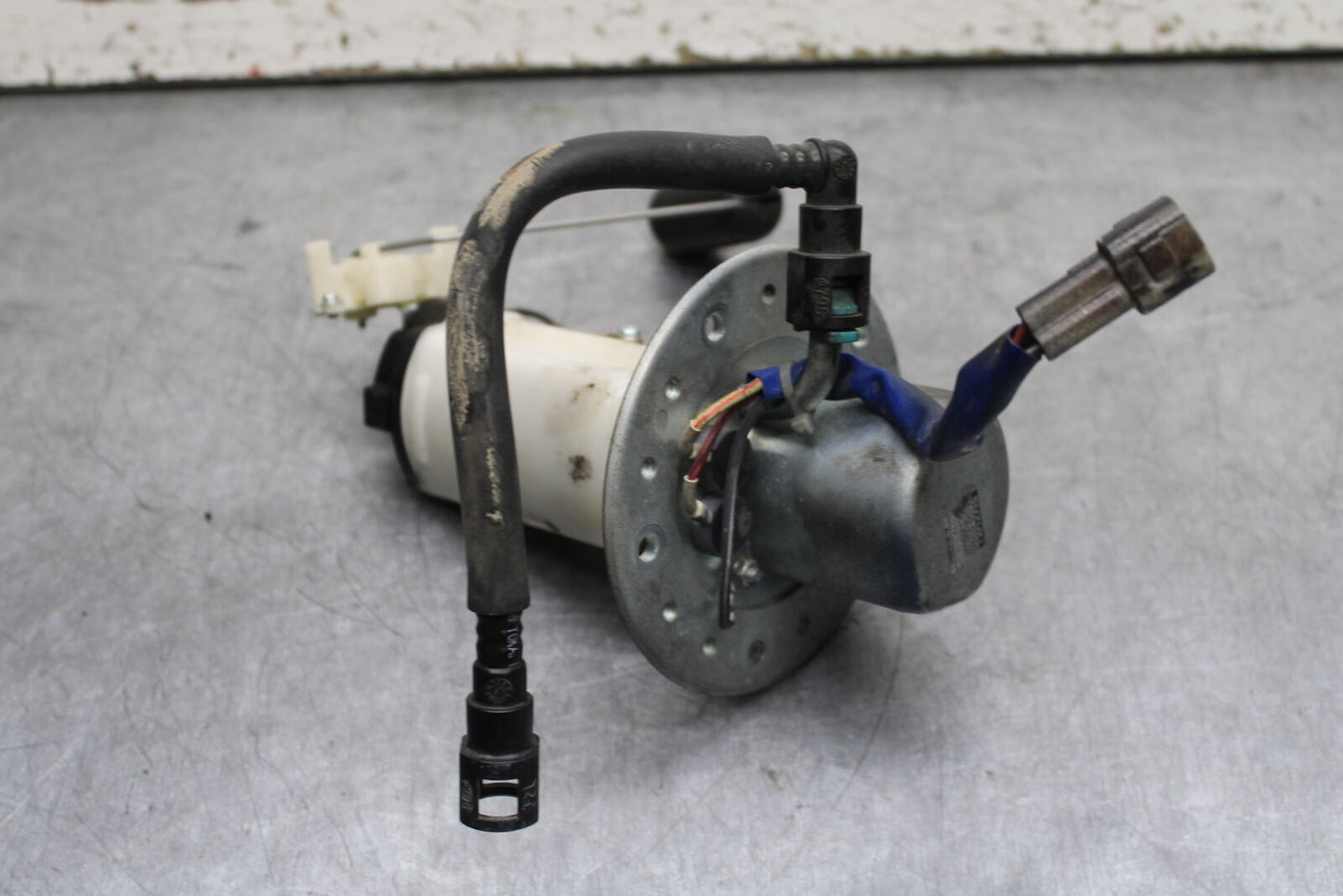 06-07 SUZUKI GSXR 600 FUEL PUMP GAS PETROL SENDER UNIT BB737