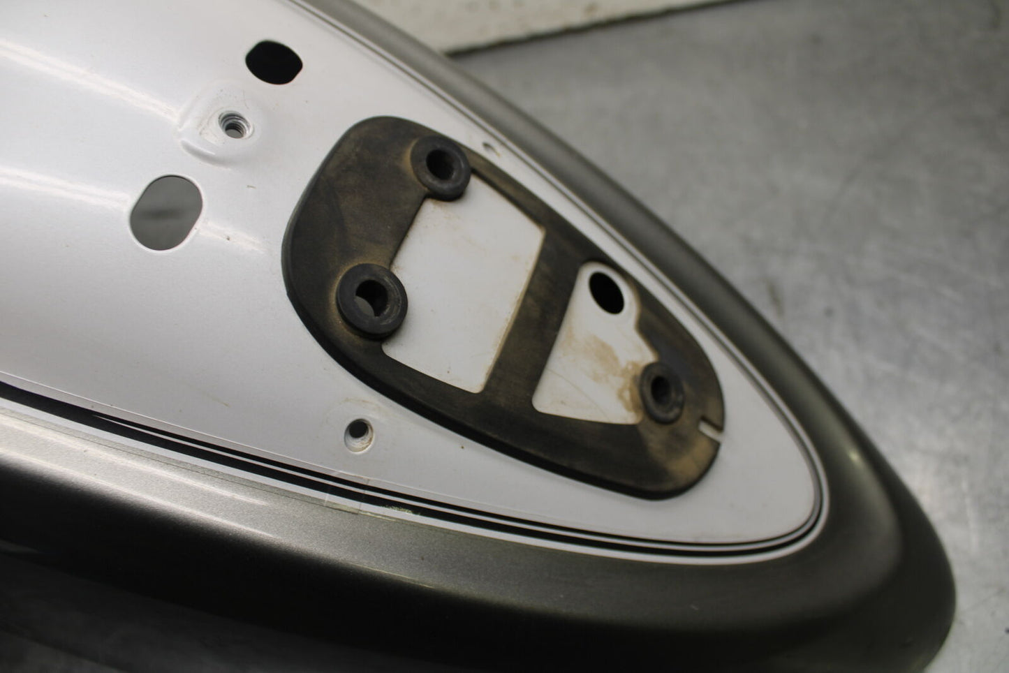 99-00 YAMAHA V STAR 1100 REAR BACK WHEEL FENDER MUD GUARD BB711
