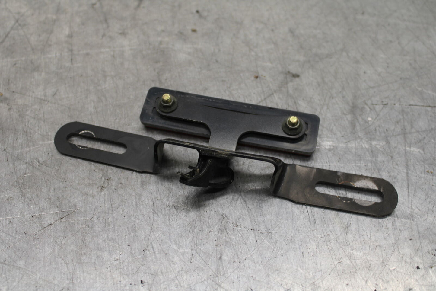 99-00 YAMAHA V STAR 1100 LICENSE PLATE BRACKET BB711