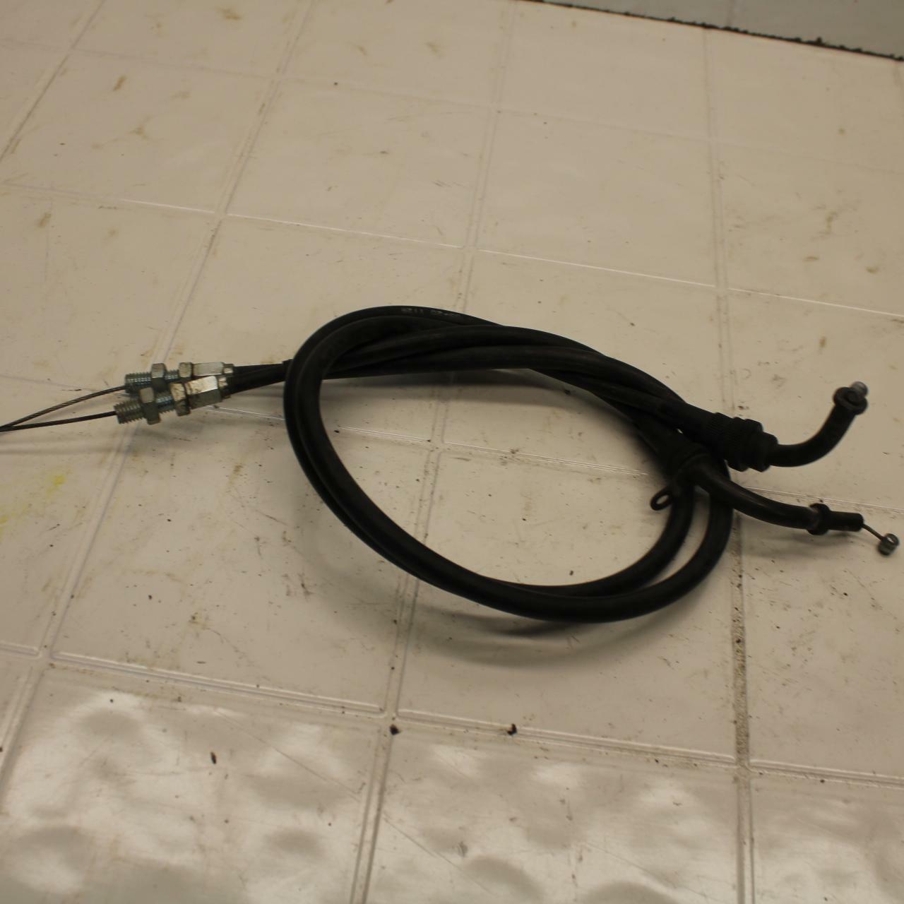01-02 SUZUKI GSXR750 THROTTLE CABLES LINES BB402