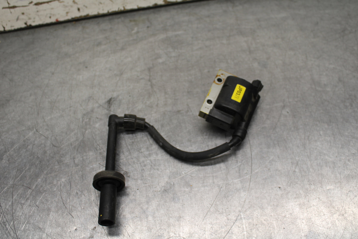 17-24 KTM 390 DUKE IGNITION COIL SPARK PLUG CAP BB734