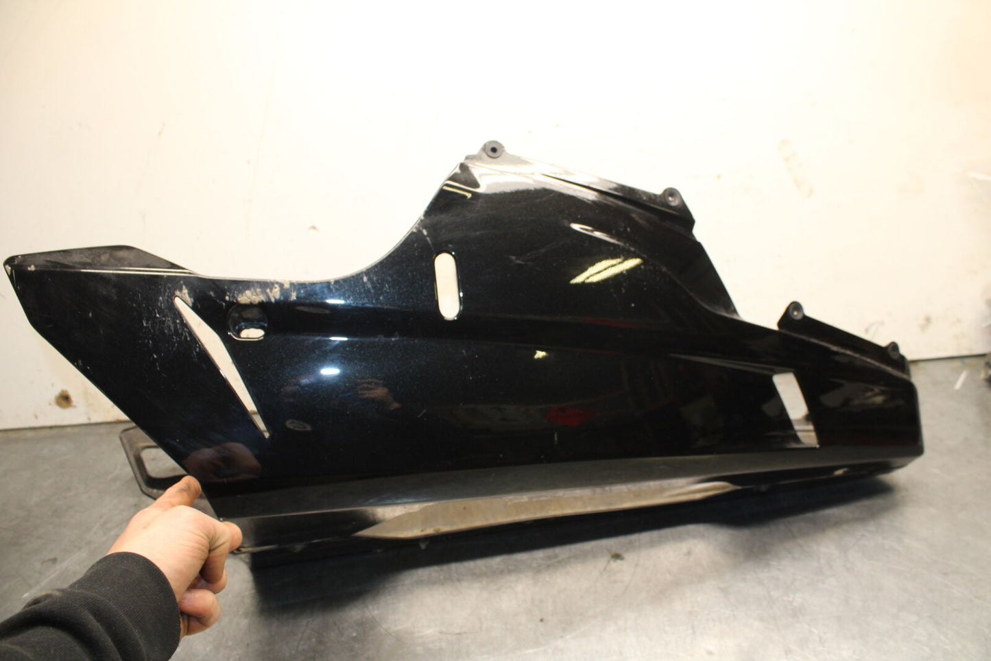 08-13 DUCATI 848 EVO LOWER BOTTOM BELLY FAIRING COWL BB667