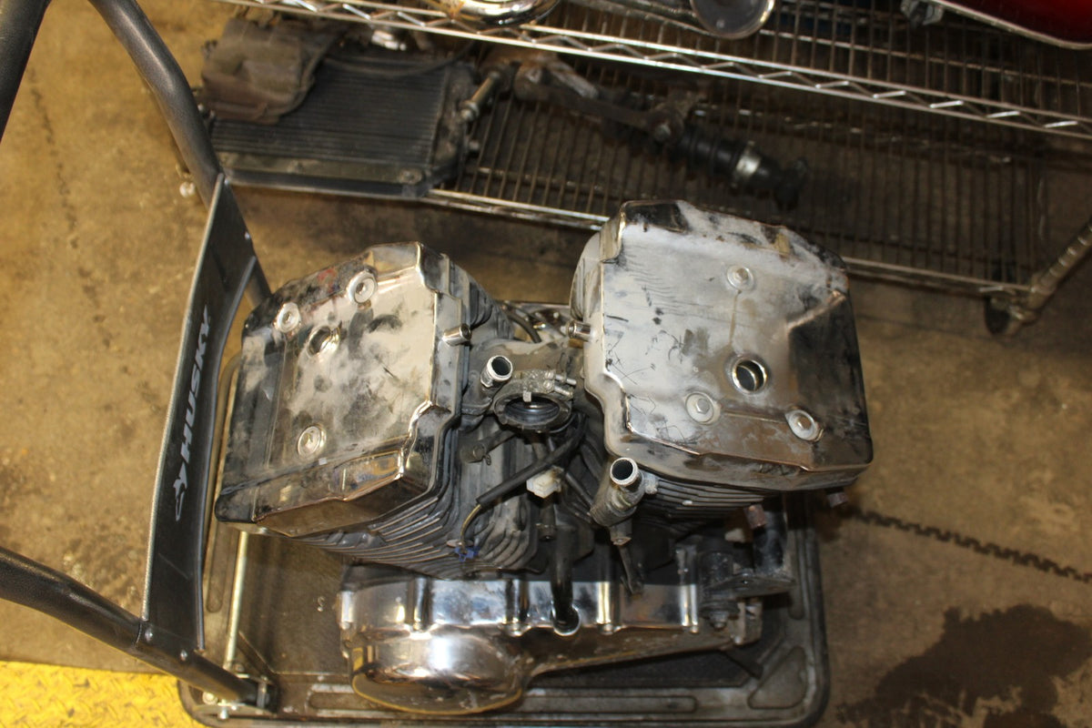 02 KAWASAKI VULCAN 800 VN800B CLASSIC ENGINE MOTOR BB862