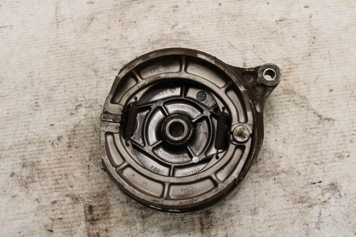 00-04 SUZUKI MARAUDER 800 VZ800 REAR HUB BACK BRAKE SHOES BB305