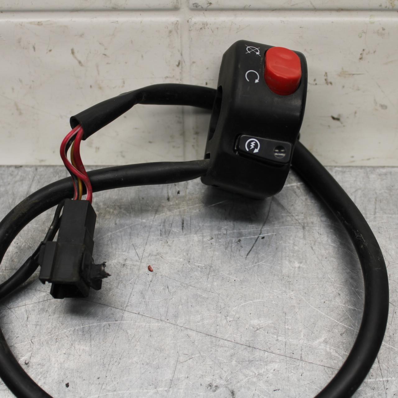 2012 Triumph Daytona 675R RIGHT CLIP ON HANDLE KILL OFF START SWITCH BB589