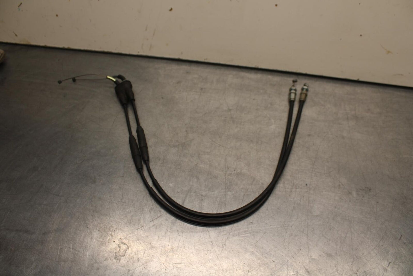 2003 Suzuki SV1000S THROTTLE CABLES LINES BB85
