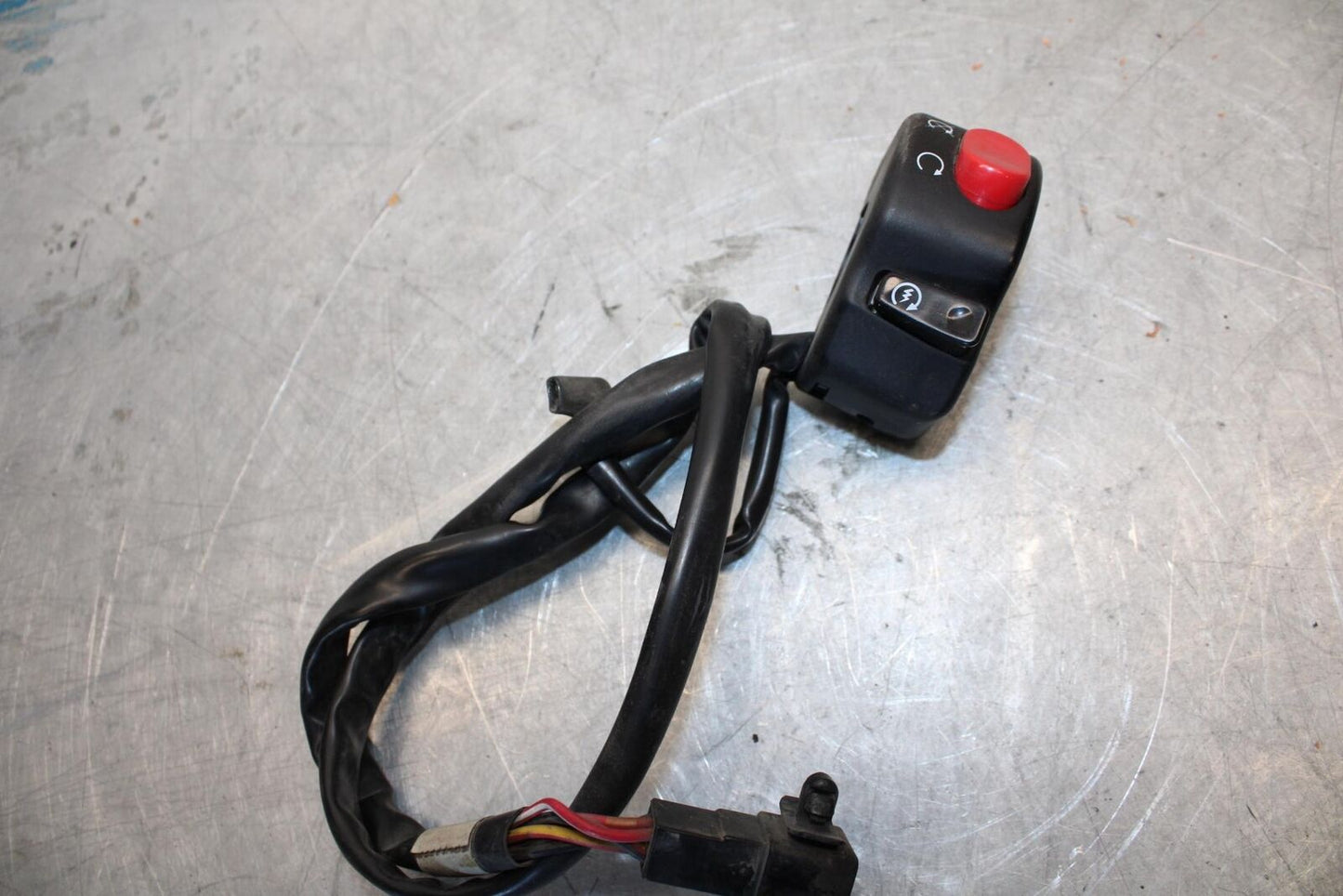 2006 Triumph Daytona 675 Triple RIGHT CLIP ON HANDLE KILL OFF START SWITCH BB434
