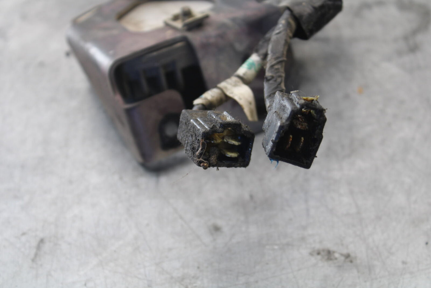 07-08 TRIUMPH DAYTONA 675 RECTIFIER VOLTAGE REGULATOR BB685