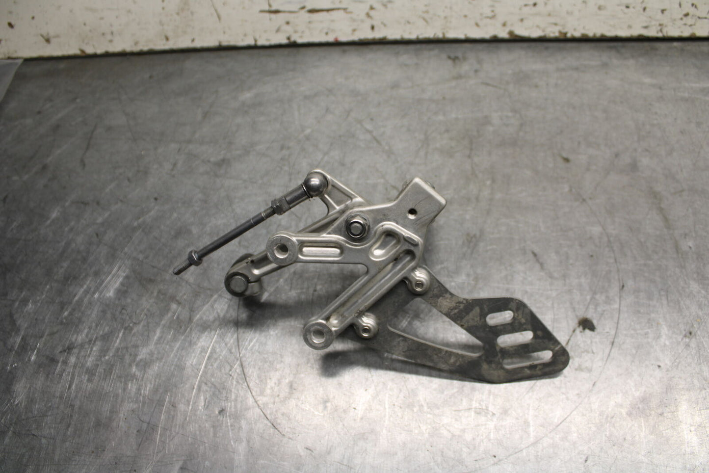 15-19 APRILIA RSV4 RF LEFT REARSET REAR SET DRIVER FOOT PEG REST STOP BB611