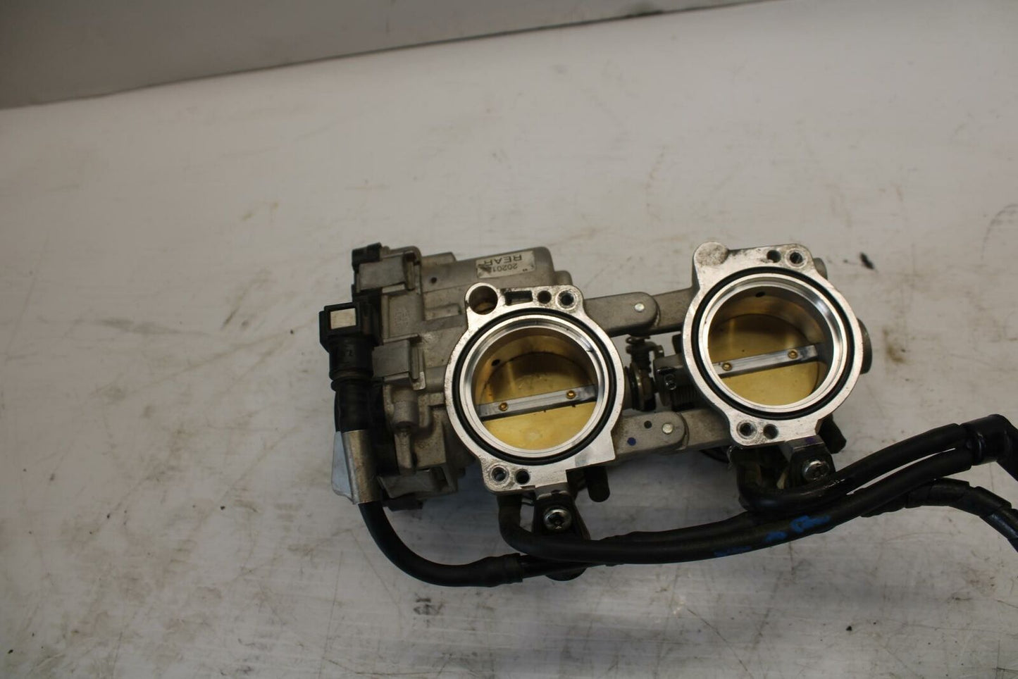 10-11 APRILIA RSV4 REAR FUEL INJECTORS / THROTTLE BODIES BB268