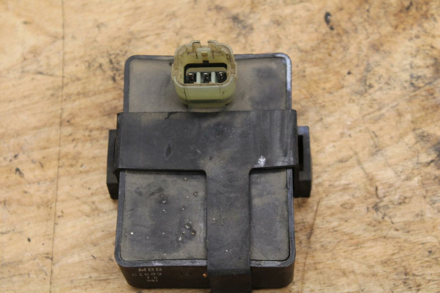 98-05 HONDA SUPER HAWK 1000 VTR1000F ECU COMPUTER IGNITER BLACK BOX ECM BB341