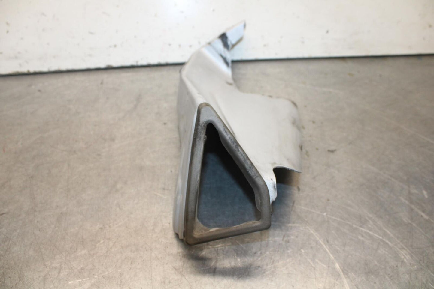 20-23 APRILIA RS660 REAR LEFT MUFFLER EXHAUST PIPE COVER HEAT SHIELD GUARD BB643