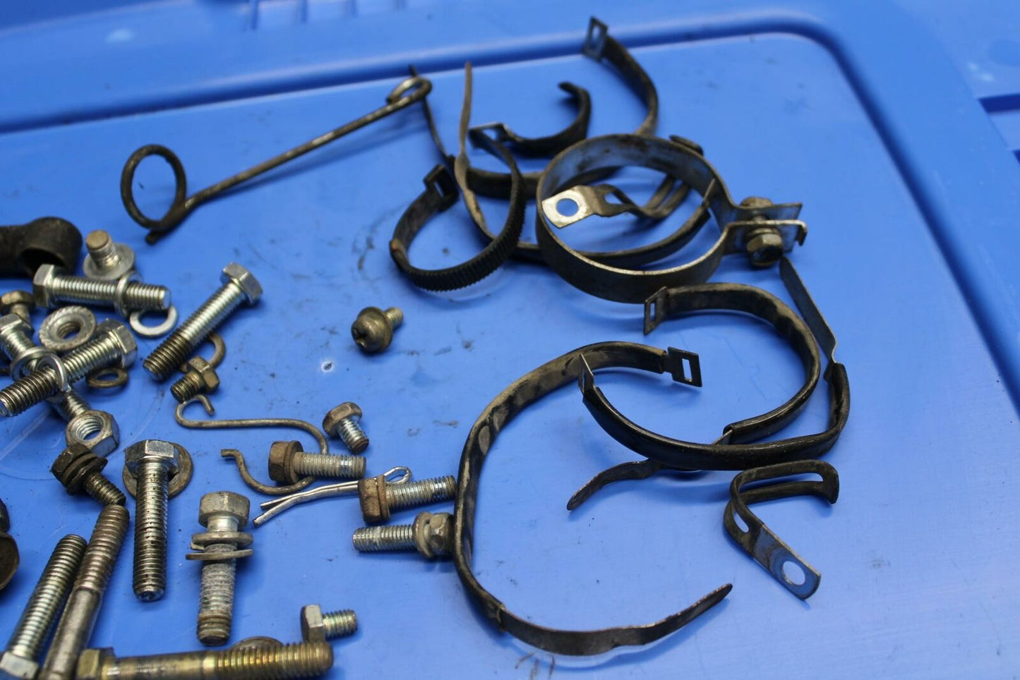 78 SUZUKI GS550E BOLT LEFTOVER BB212