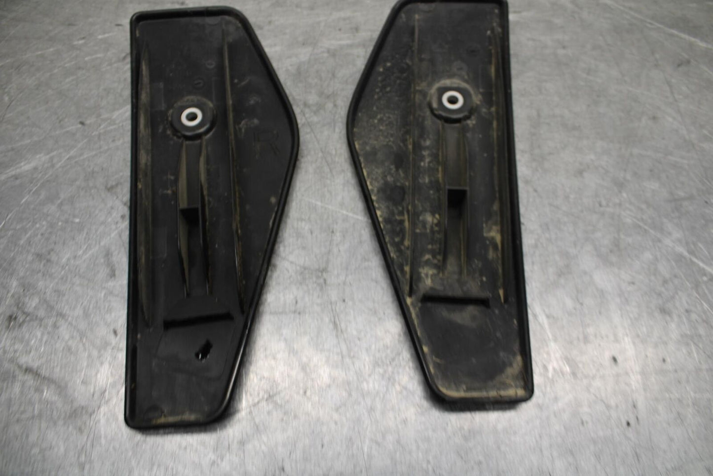 16-18 KTM 690 DUKE RADIATOR COVERS BB631