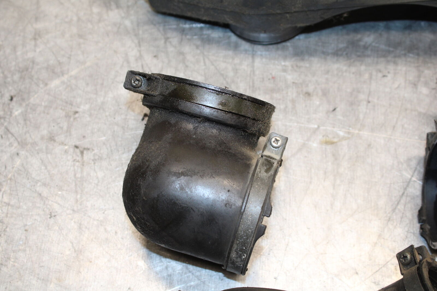 99-00 YAMAHA V STAR 1100 AIRBOX AIR INTAKE FILTER BOX BB711