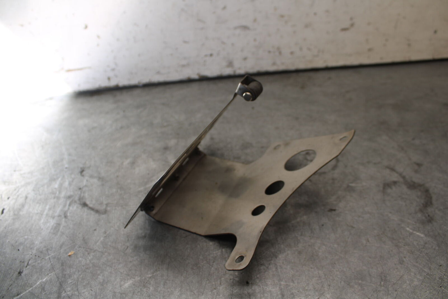 07-08 TRIUMPH DAYTONA 675 AFTERMARKET FENDER ELIMINATOR LICENSE BRACKET BB685