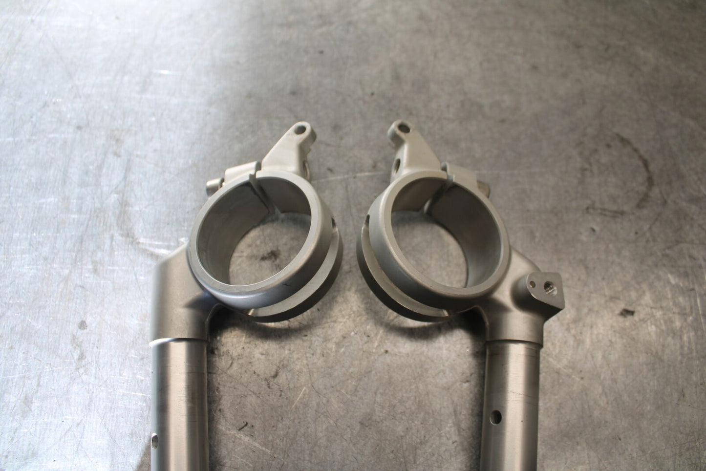 07-08 TRIUMPH DAYTONA 675 LEFT RIGHT CLIP ON ONS HANDLEBARS PAIR SET BB685