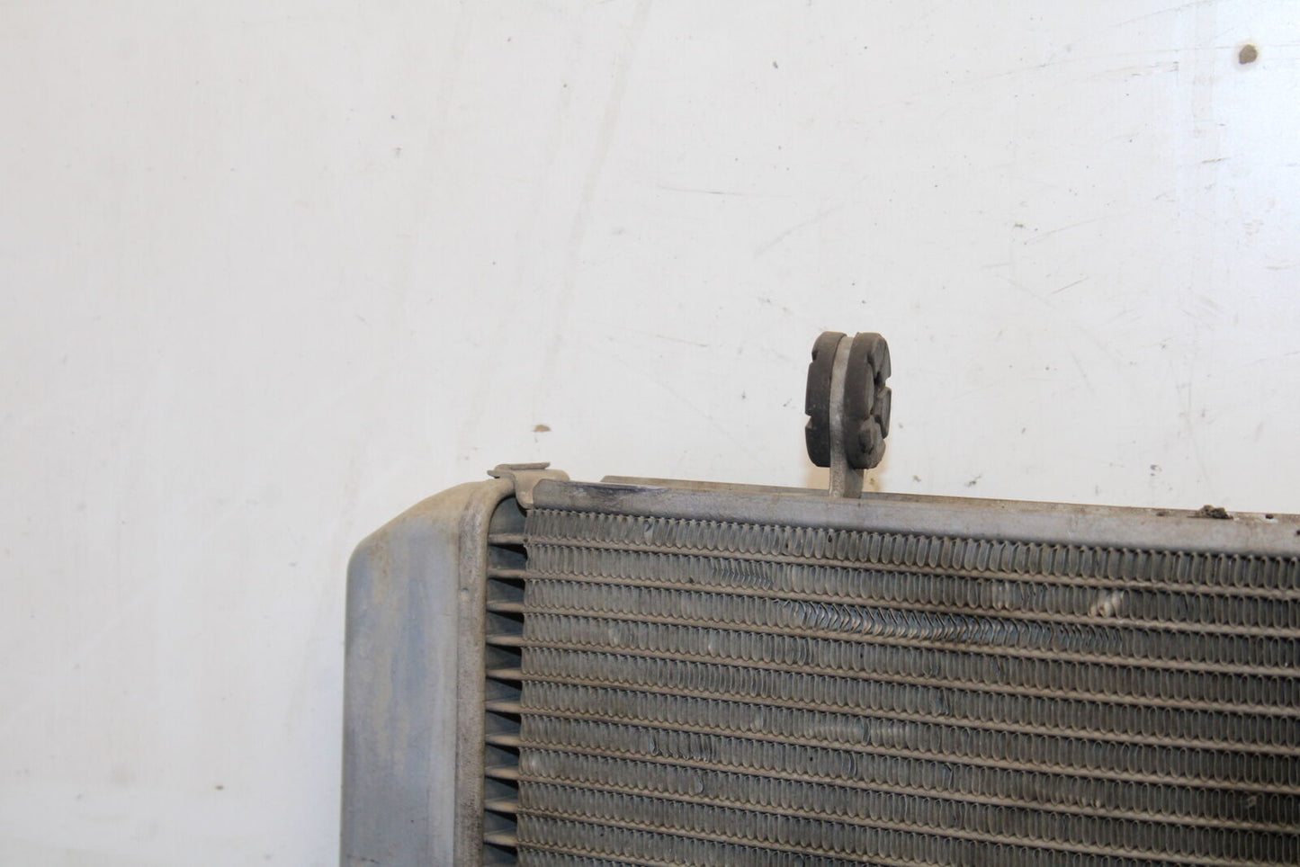 04-05 SUZUKI GSXR600 ENGINE RADIATOR COOLING RADIATER 17710-29G00 BB658