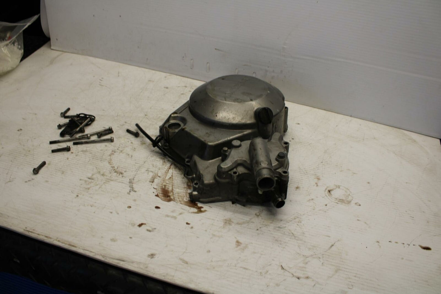 03-05 SUZUKI SV1000 CLUTCH SIDE ENGINE MOTOR COVER BB296