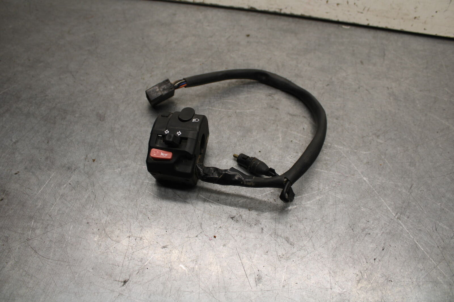 09-11 TRIUMPH DAYTONA 675 LEFT CLIP ON HANDLE HORN SIGNALS SWITCH SWITCHES BB652