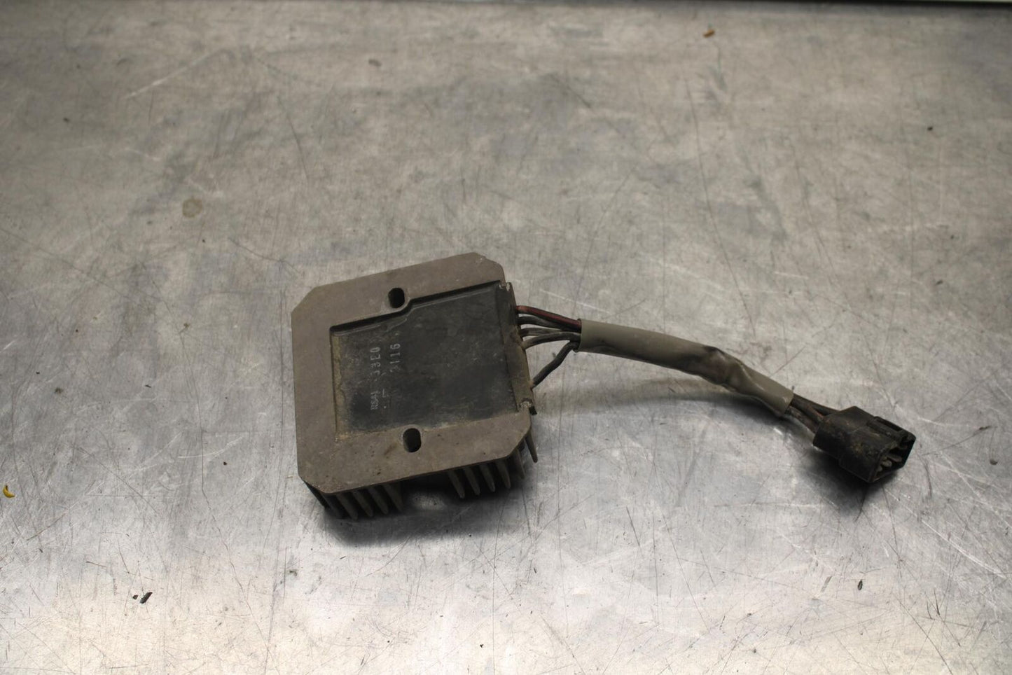 1999 Suzuki GSXR600 RECTIFIER VOLTAGE REGULATOR 32800-44D11 BB608