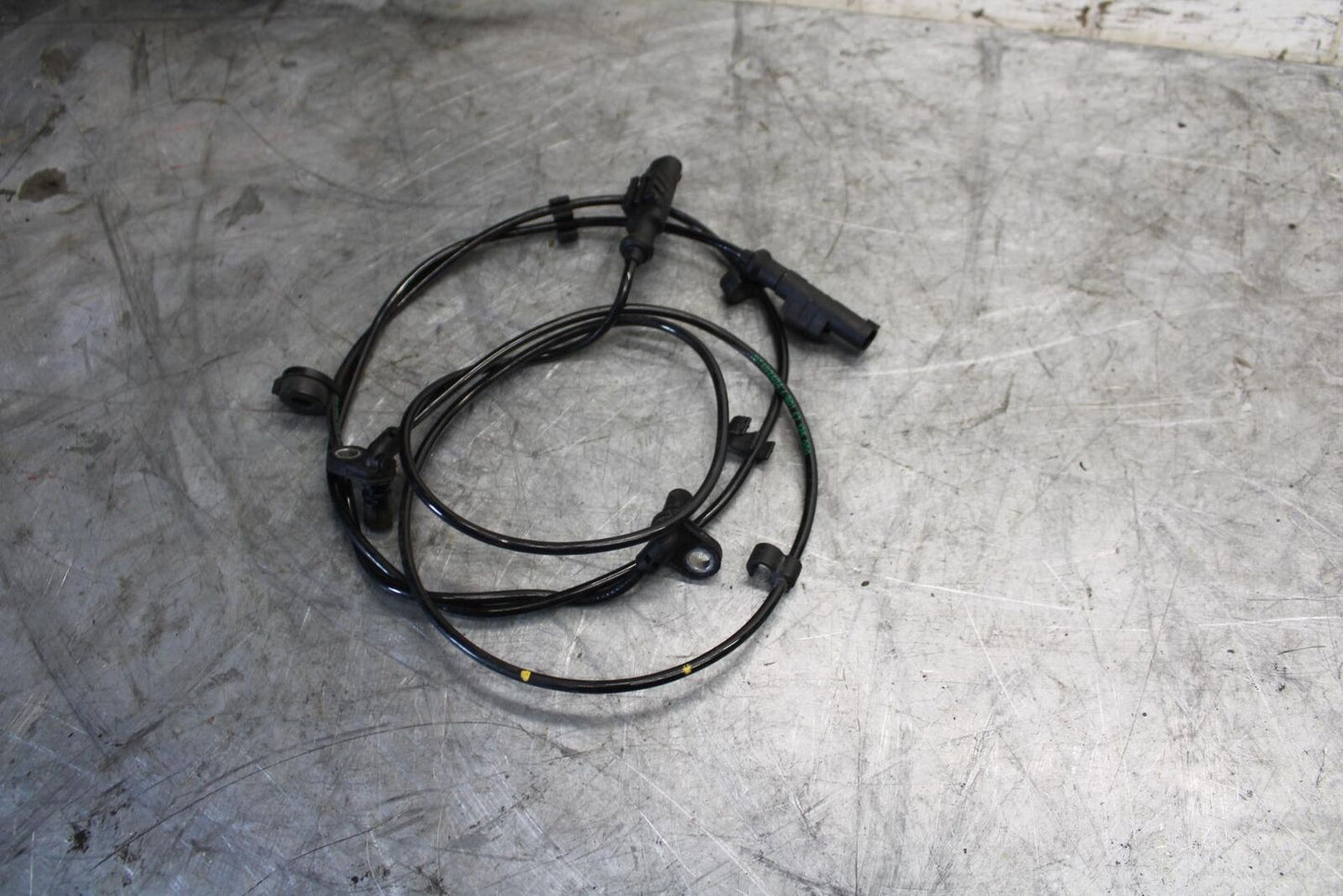 22-23 HUSQVARNA SVARTPILEN 401 FRONT REAR ABS BRAKE SENSOR BB541