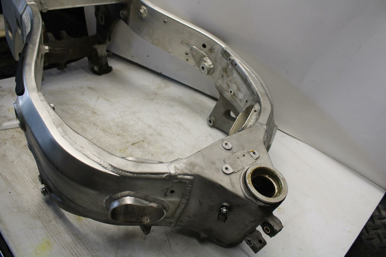 00-07 SUZUKI HAYABUSA FRAME CHASSIS 41100-24F12-291 BB280