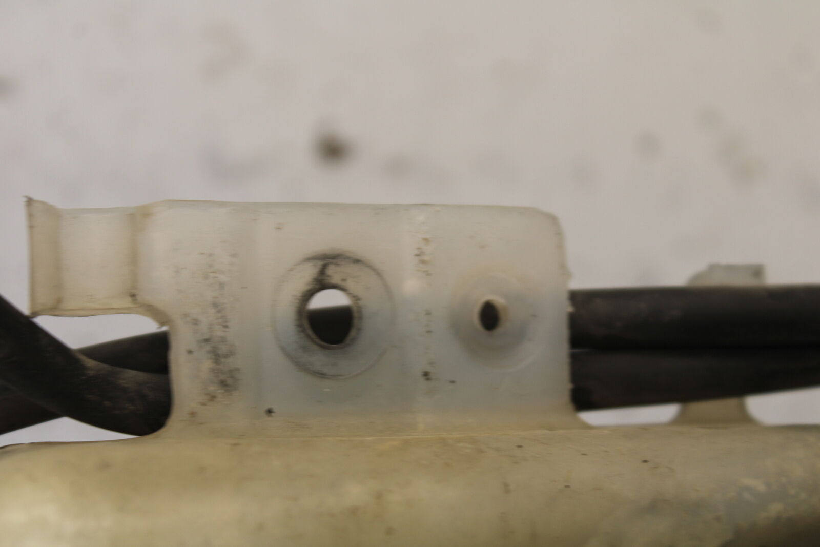 03-07 SUZUKI SV1000S COOLANT WATER TANK RESERVOIR BOTTLE BB657