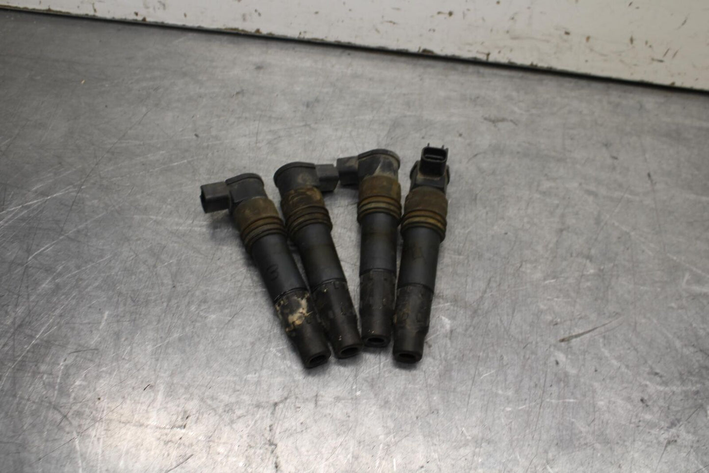 01-03 SUZUKI GSXR600 IGNITION COILS COIL SPARK PLUG CAPS 33410-35F00 BB633