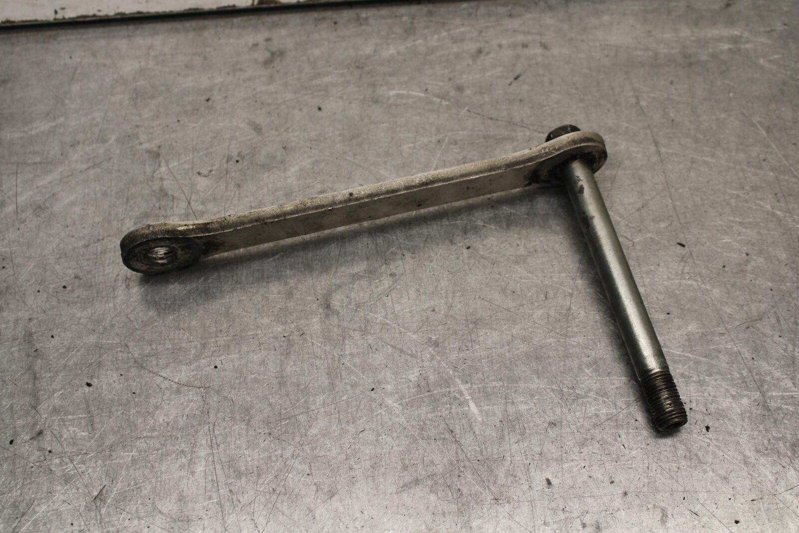 01-03 SUZUKI GSXR600 REAR DOGBONE SHOCK LINKAGE LINK 62600-35870 BB639