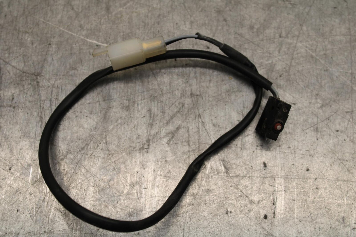 16-18 KTM 690 DUKE FRONT BRAKE STOP SWITCH BB631