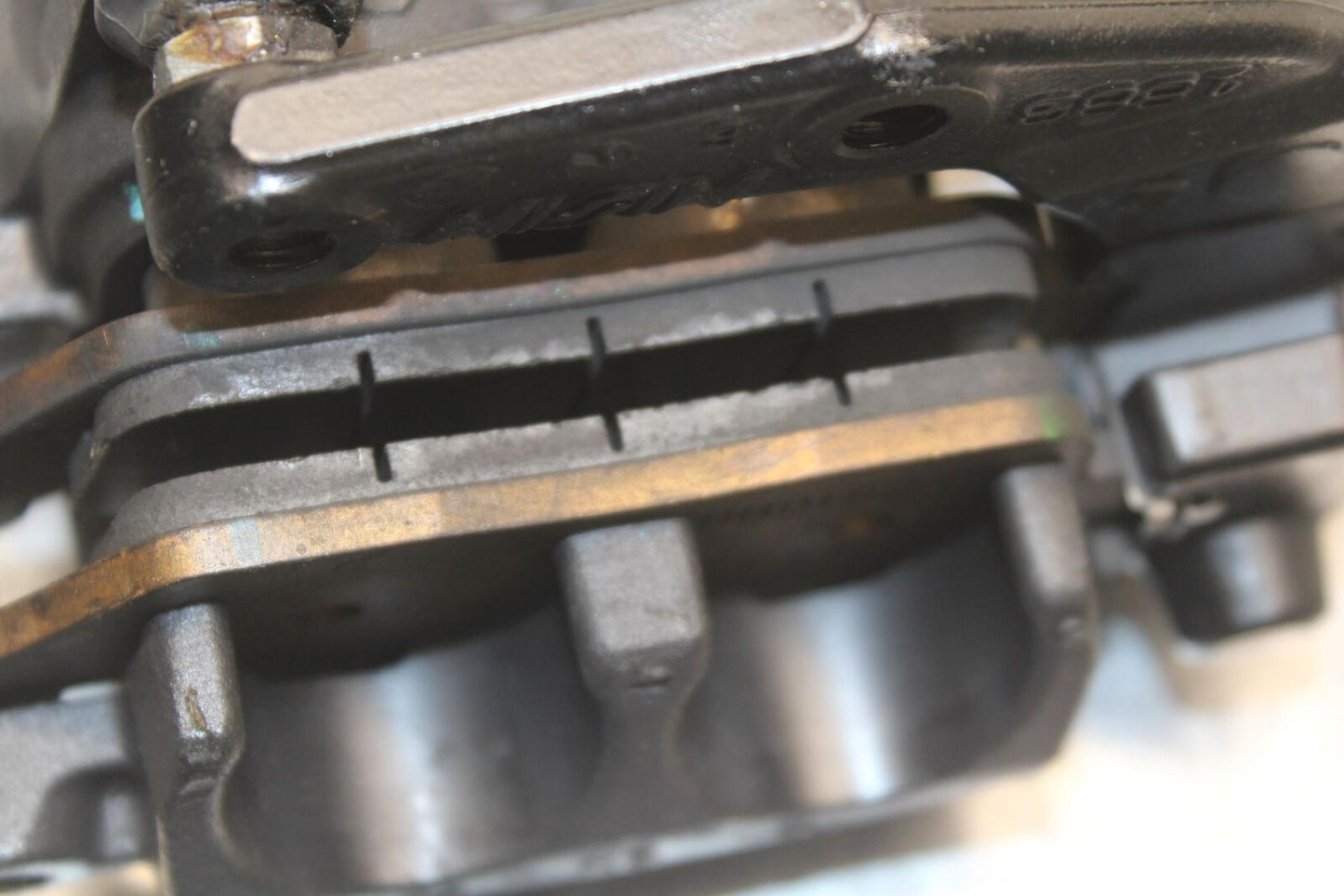 12-17 KAWASAKI ER-6N Z650 RIGHT LEFT FRONT BRAKE CALIPER SET PAIR BB607