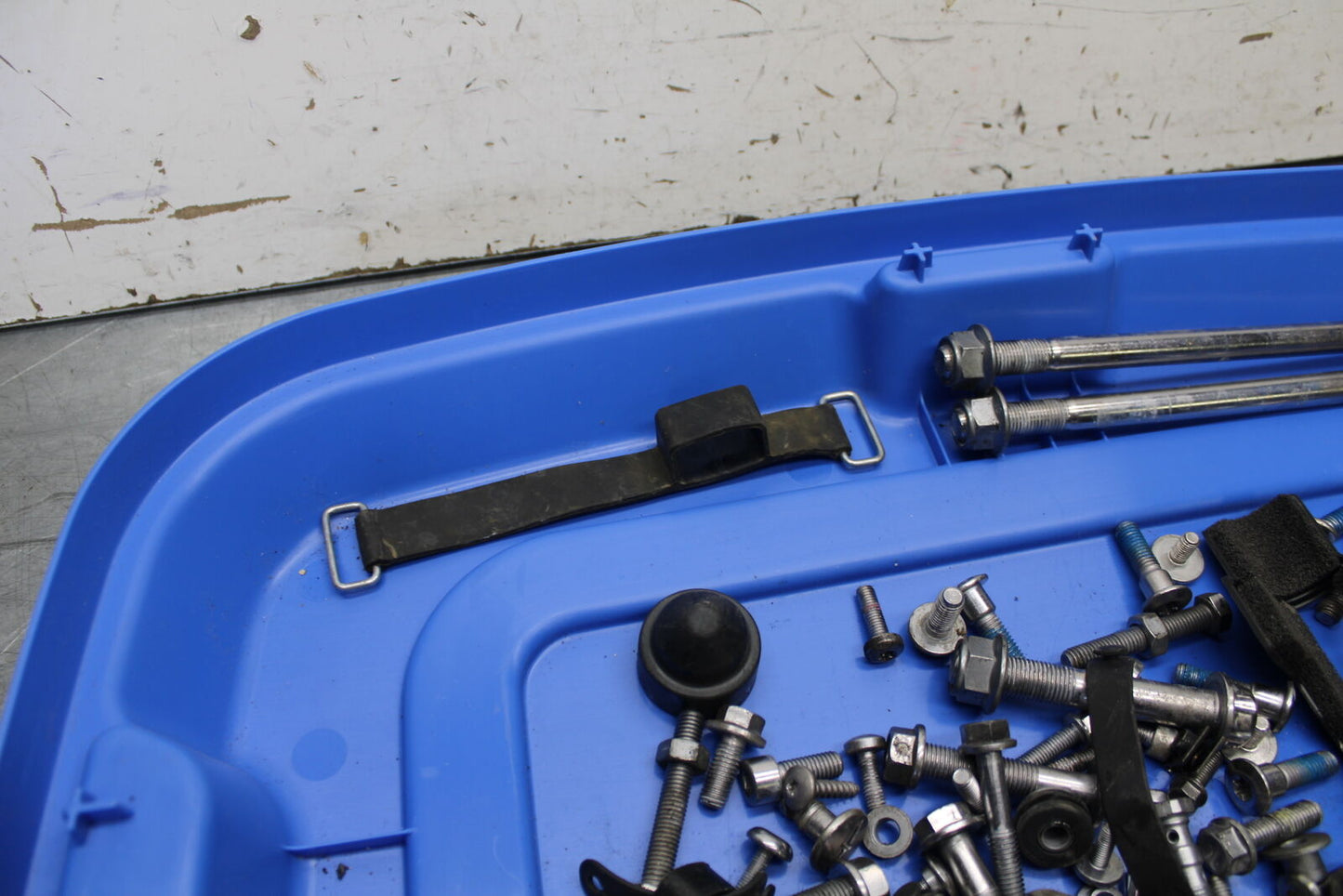 19-21 TRIUMPH SPEED TWIN 1200 MOUNTING BOLTS HARDWARE MOTOR SCREWS BB653