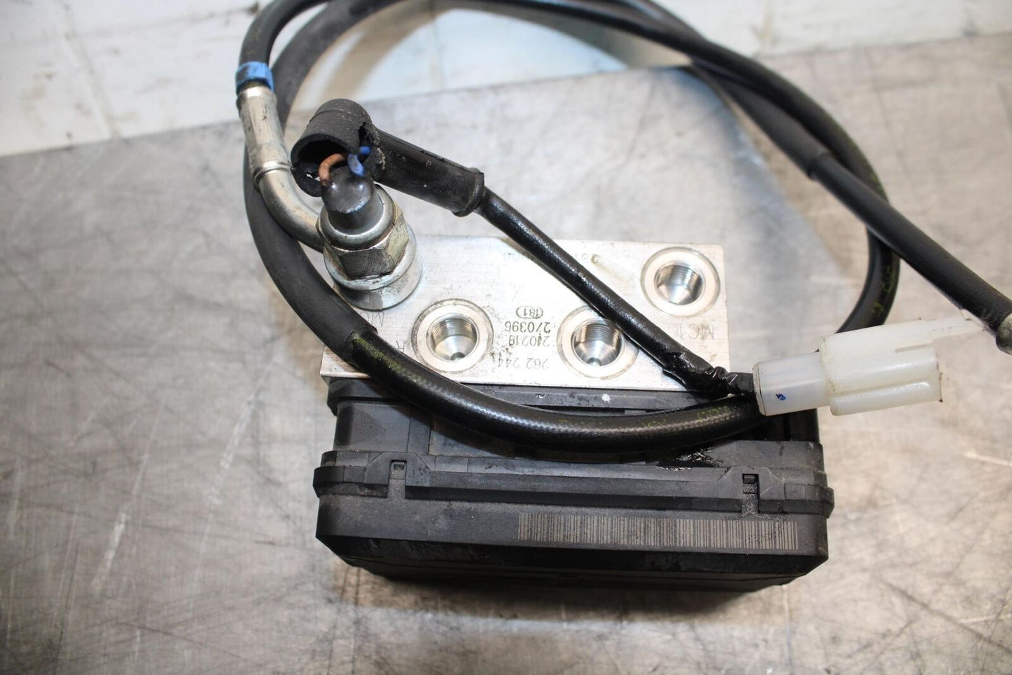 21 HUSQVARNA VITPILEN 401 ABS PUMP UNIT MODULE BB467