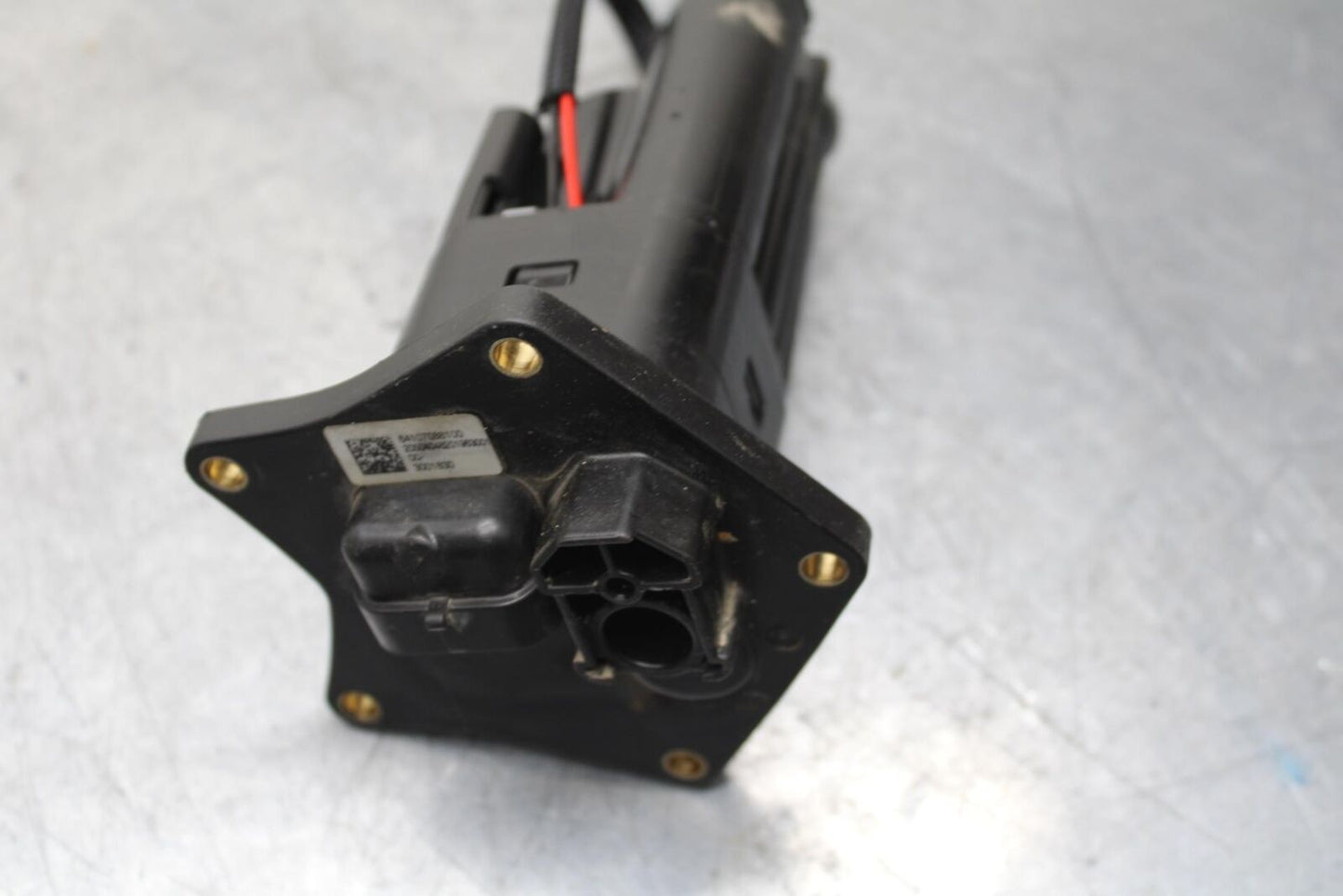 20-24 KTM 890 DUKE R FUEL PUMP GAS PETROL SENDER UNIT BB627