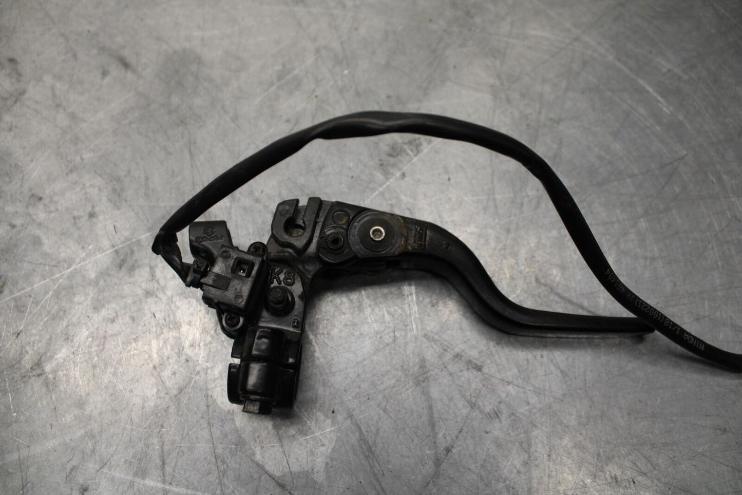 18 KTM RC 390 CLUTCH PERCH MOUNT WITH LEVER BB442