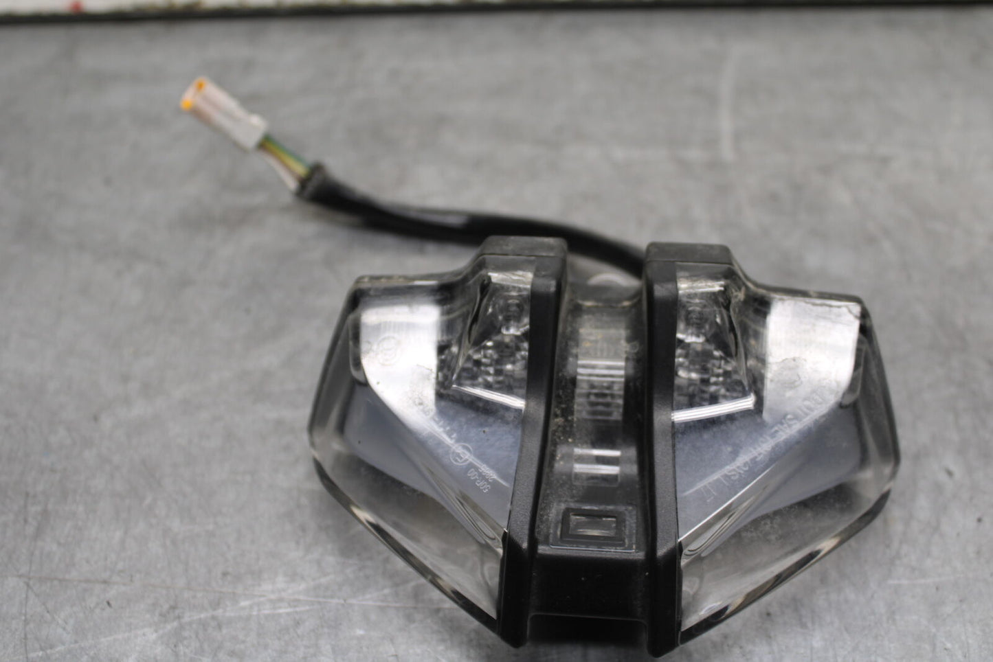 21-24 KTM 890 ADVENTURE R REAR TAIL TAILLIGHT BACK BRAKE LIGHT BB723